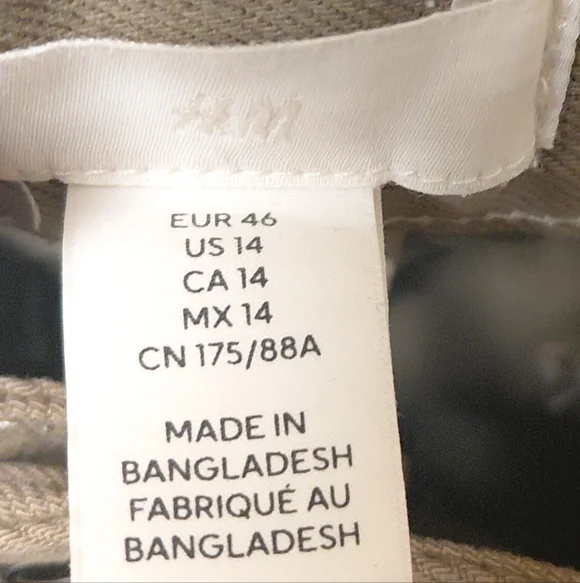 H&M Women's Olive Green Wide Leg Highrise Cargo Jeans Size 14 - Picture 12 of 12